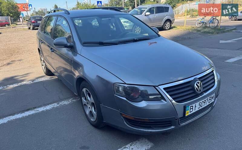 Универсал Volkswagen Passat 2007 в Киеве