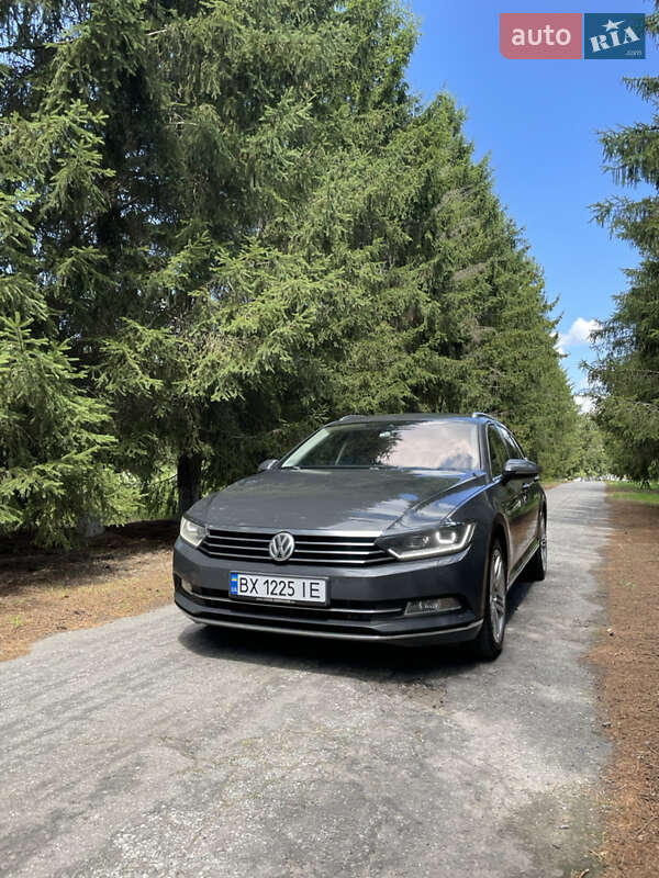 Універсал Volkswagen Passat 2015 в Любарі