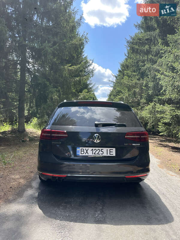 Універсал Volkswagen Passat 2015 в Любарі