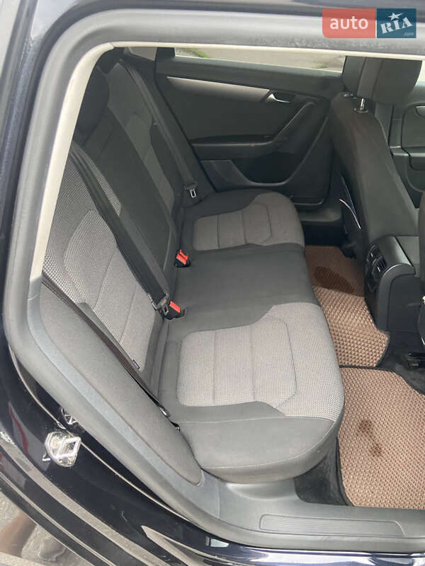 Универсал Volkswagen Passat 2012 в Черкассах