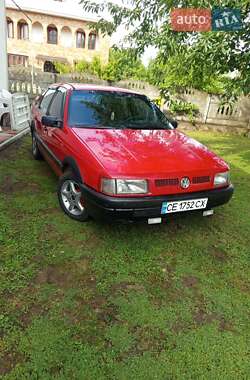 Седан Volkswagen Passat 1988 в Чернівцях