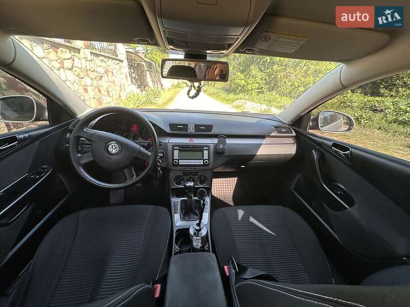 Універсал Volkswagen Passat 2008 в Надвірній
