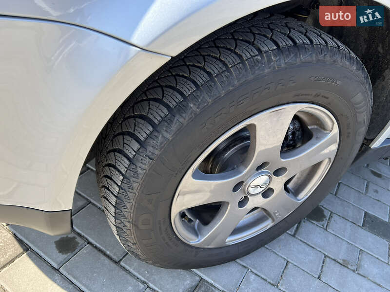 Универсал Volkswagen Passat 2003 в Луцке