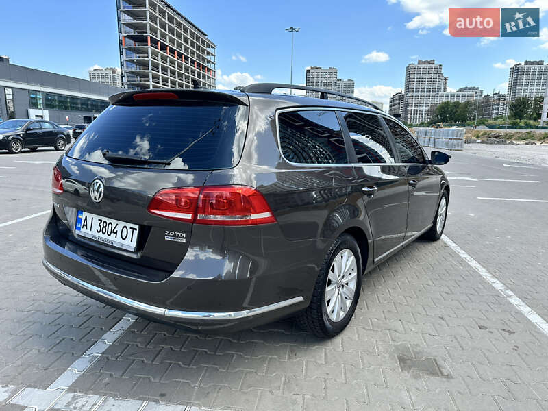 Универсал Volkswagen Passat 2013 в Киеве