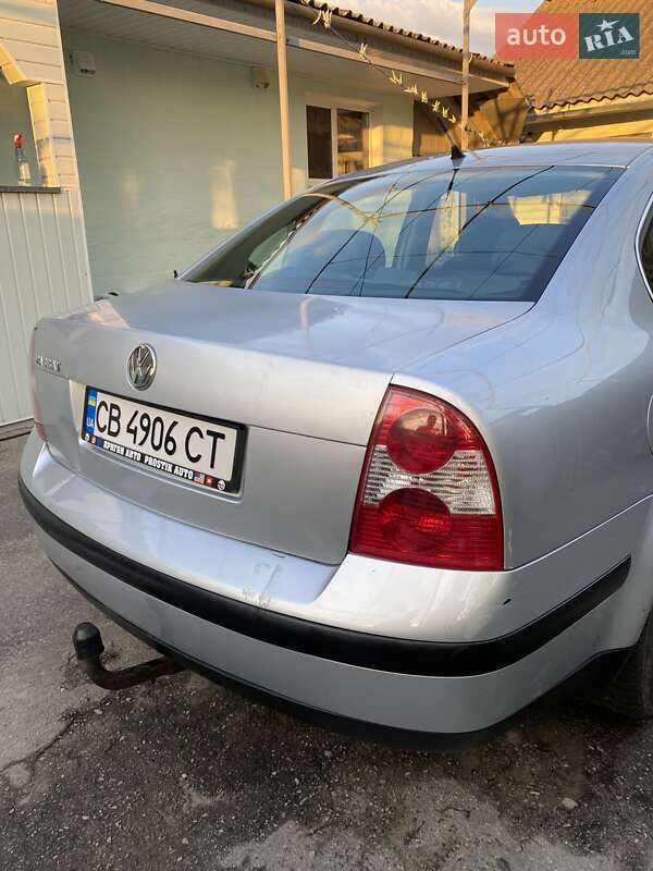 Седан Volkswagen Passat 2003 в Соснице