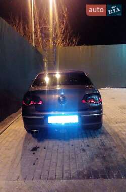 Седан Volkswagen Passat 2007 в 