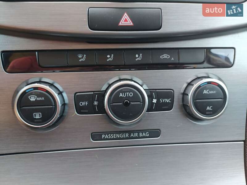 Универсал Volkswagen Passat 2012 в Стрые