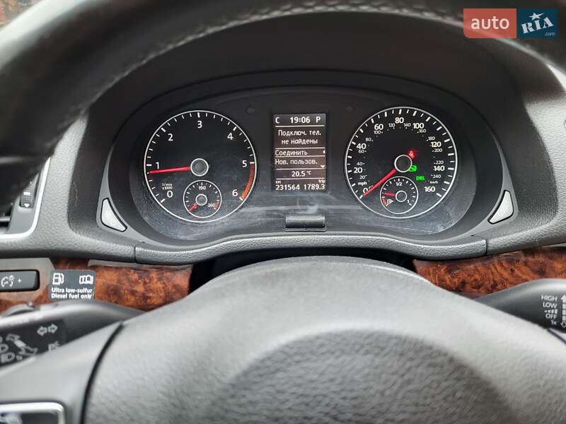 Седан Volkswagen Passat 2012 в Самборе