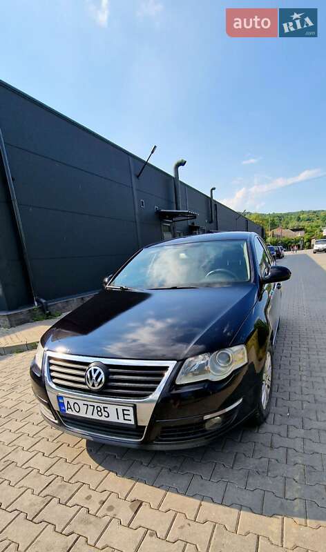 Седан Volkswagen Passat 2006 в Ужгороді