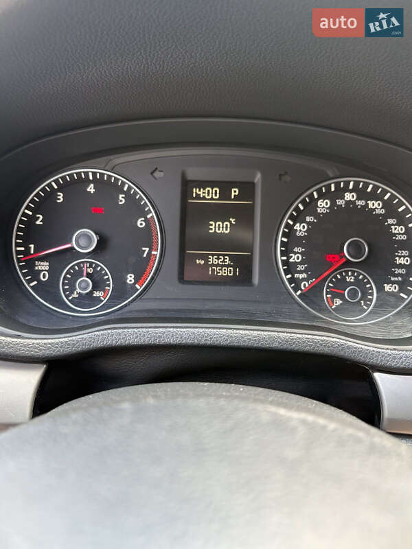 Седан Volkswagen Passat 2013 в Кривому Розі