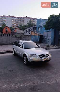 Універсал Volkswagen Passat 2001 в Чернігові