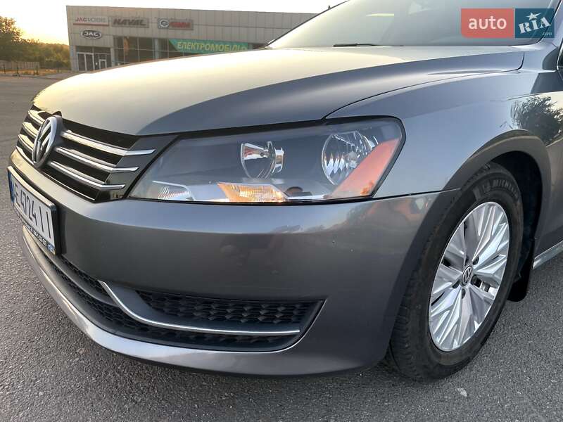 Седан Volkswagen Passat 2014 в Кривом Роге