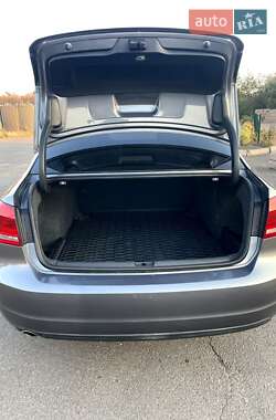 Седан Volkswagen Passat 2014 в 
