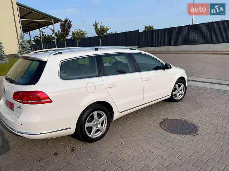 Универсал Volkswagen Passat 2011 в Луцке