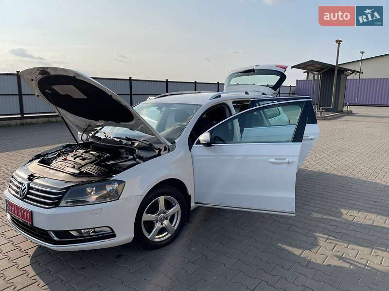 Универсал Volkswagen Passat 2011 в Луцке