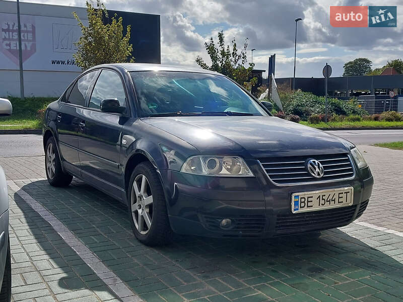 Седан Volkswagen Passat 2003 в Николаеве