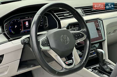 Универсал Volkswagen Passat 2022 в 