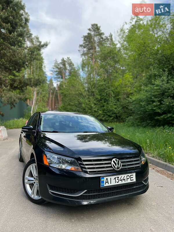 Седан Volkswagen Passat 2014 в Софиевской Борщаговке