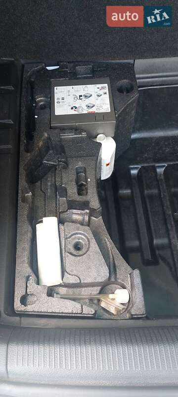 Универсал Volkswagen Passat 2012 в Виннице