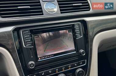 Седан Volkswagen Passat 2016 в 