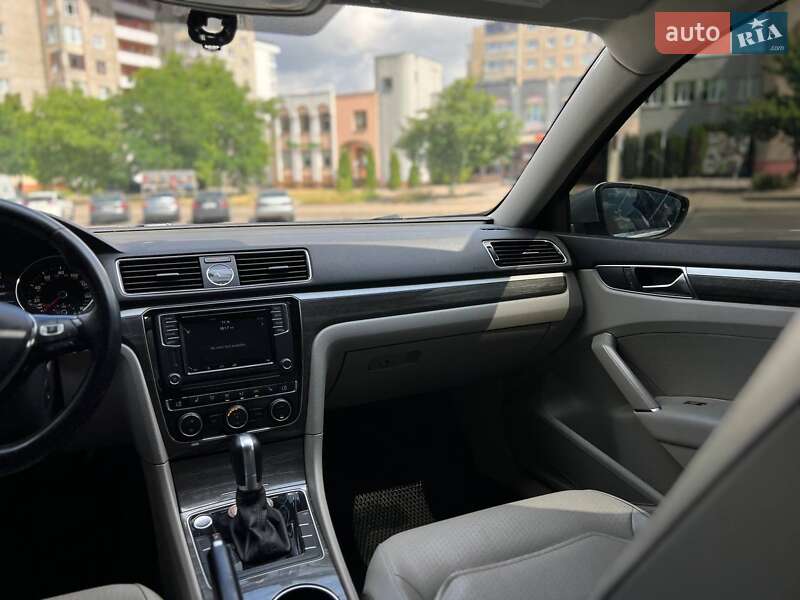 Седан Volkswagen Passat 2016 в Львове фото 25 Седан Volkswagen Passat 2016 в Львове