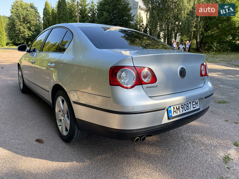 Седан Volkswagen Passat 2008 в Житомирі