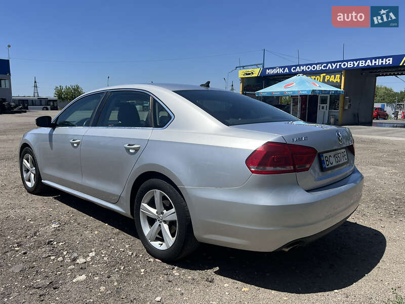 Седан Volkswagen Passat 2012 в Запорожье