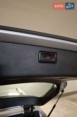 Універсал Volkswagen Passat 2013 в 