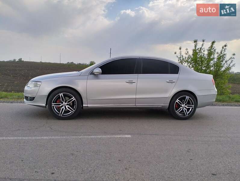 Седан Volkswagen Passat 2005 в Полтаві