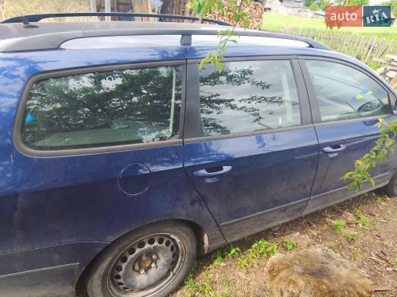 Універсал Volkswagen Passat 2005 в Камені-Каширському