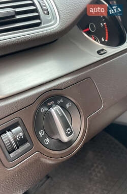 Седан Volkswagen Passat 2012 в 