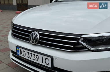 Седан Volkswagen Passat 2015 в Иршаве