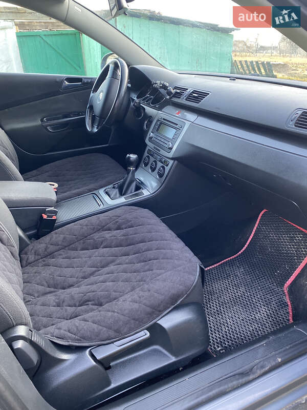 Універсал Volkswagen Passat 2005 в Березному