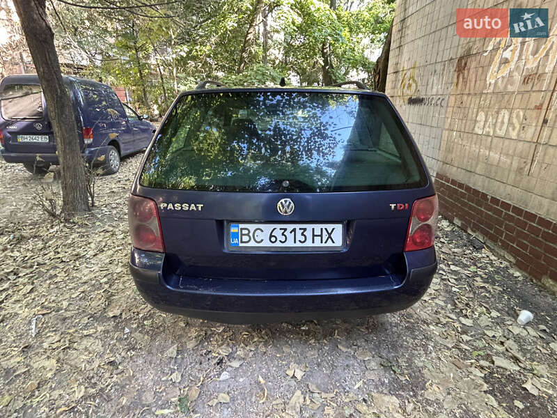 Універсал Volkswagen Passat 2001 в Одесі