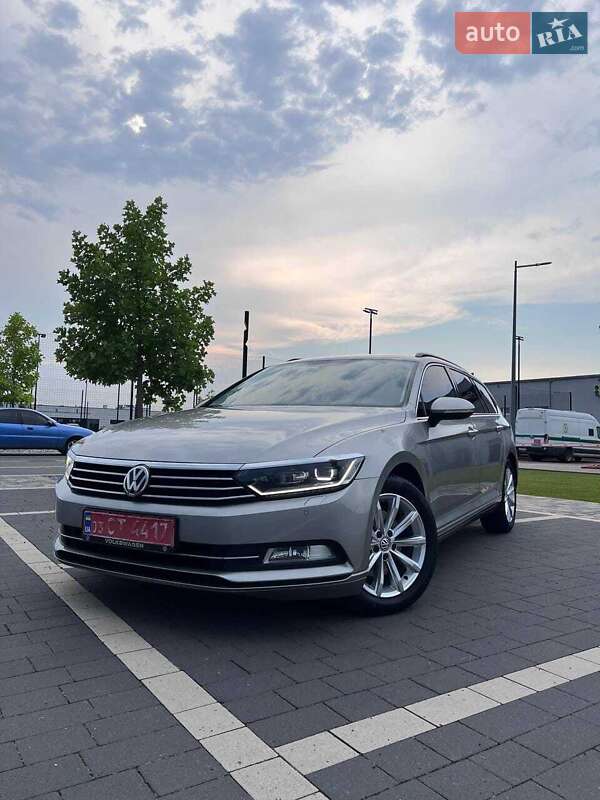 Універсал Volkswagen Passat 2015 в Хусті