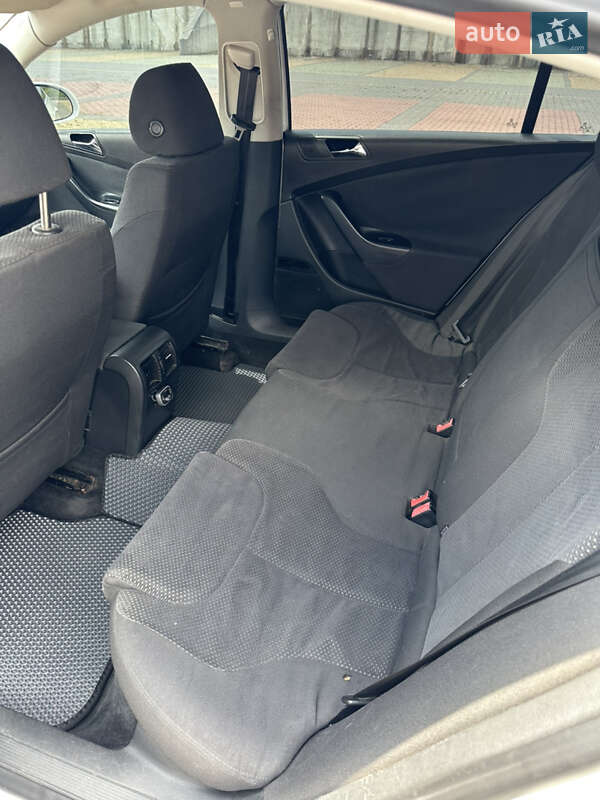 Седан Volkswagen Passat 2007 в Сколе