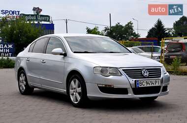 Седан Volkswagen Passat 2005 в Львове