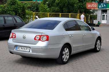 Седан Volkswagen Passat 2005 в 