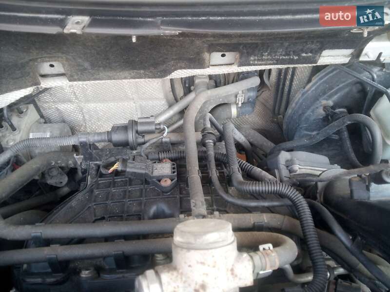 Седан Volkswagen Passat 2013 в Хмельницькому