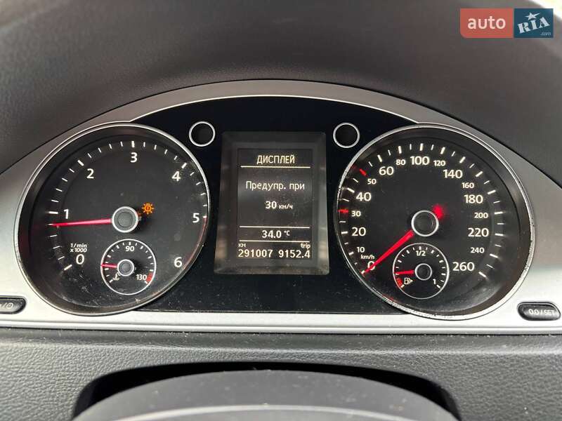 Универсал Volkswagen Passat 2012 в Коломые