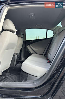 Седан Volkswagen Passat 2008 в 