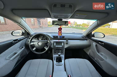 Седан Volkswagen Passat 2008 в 