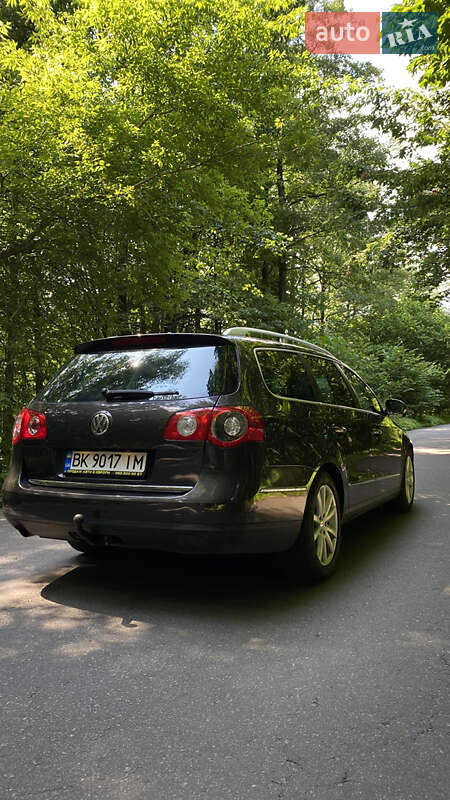 Универсал Volkswagen Passat 2009 в Ирпене