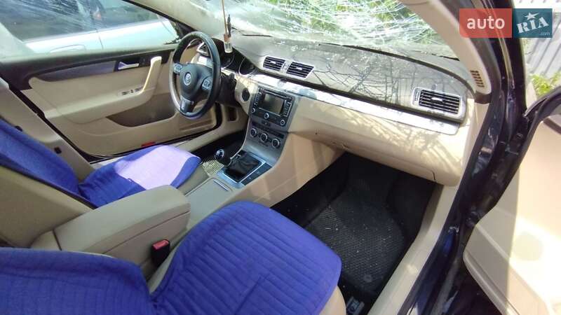 Універсал Volkswagen Passat 2013 в Черкасах
