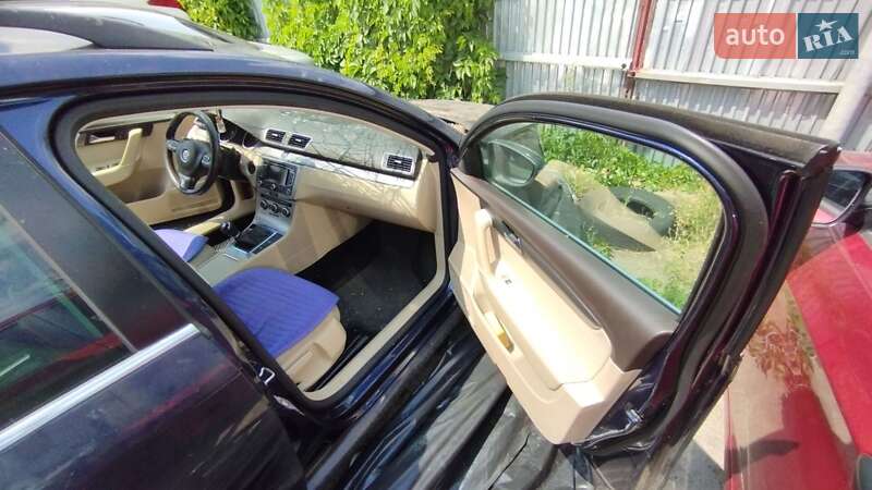 Універсал Volkswagen Passat 2013 в Черкасах