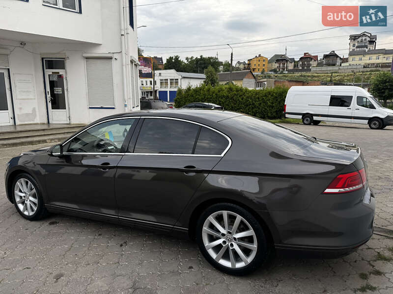 Седан Volkswagen Passat 2014 в Черновцах