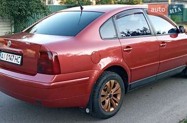 Седан Volkswagen Passat 1998 в 