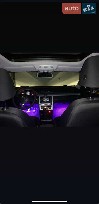 Універсал Volkswagen Passat 2011 в Солотвині