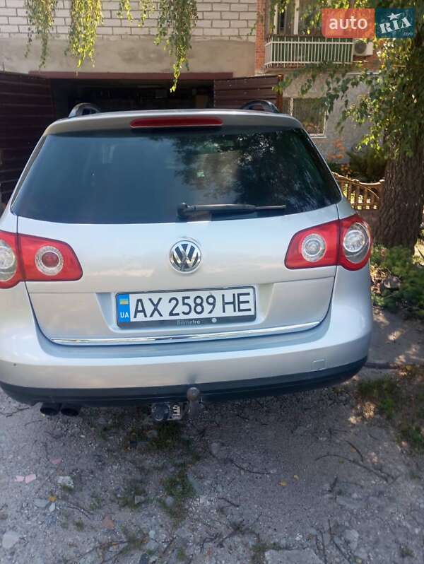 Універсал Volkswagen Passat 2005 в Харкові