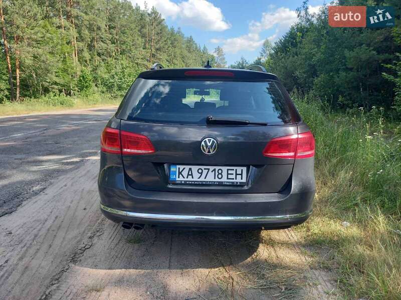 Универсал Volkswagen Passat 2012 в Радомышле